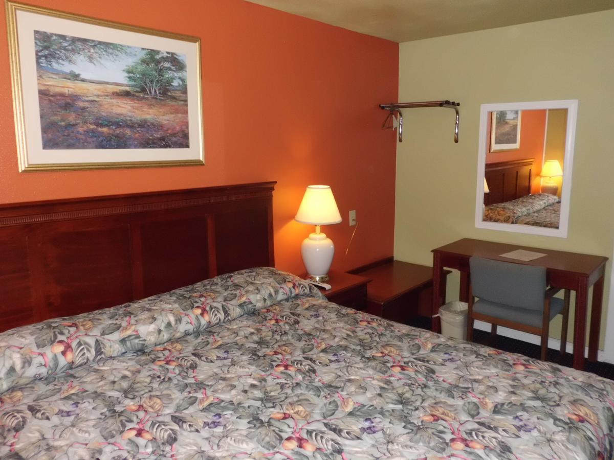 Budget ZZZZ Motel Cleveland Buitenkant foto