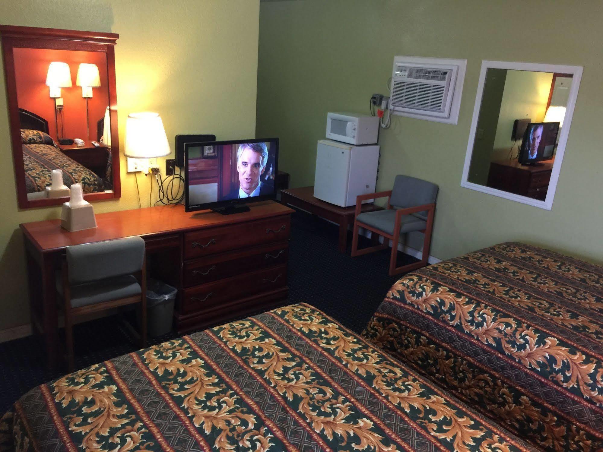 Budget ZZZZ Motel Cleveland Buitenkant foto